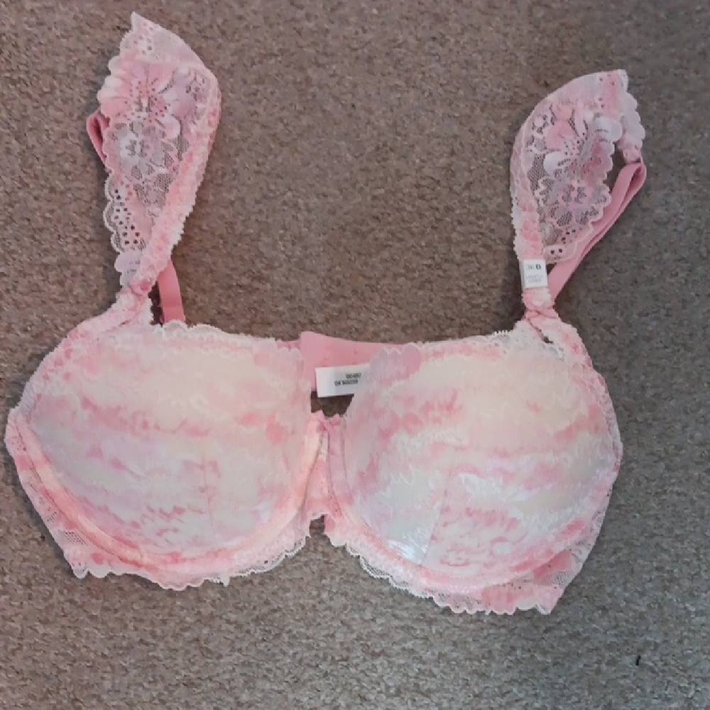 Victoria's Secret Pink Lace Bra Intimates